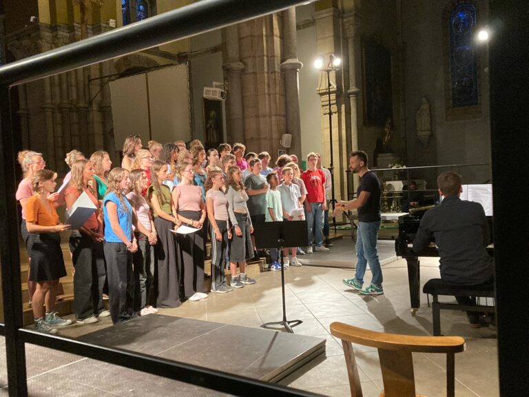 20250801192501_caroleallaire_2be211e706_AE9310C54B494C71ADE6D5CEE1F690DC_e076_1920x1440